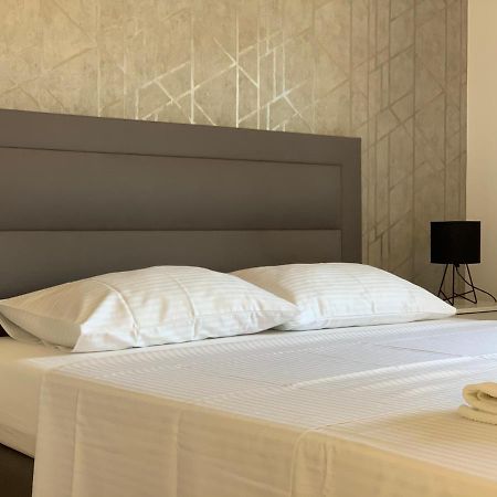 Apartmani Lozic Башка-Вода Екстер'єр фото