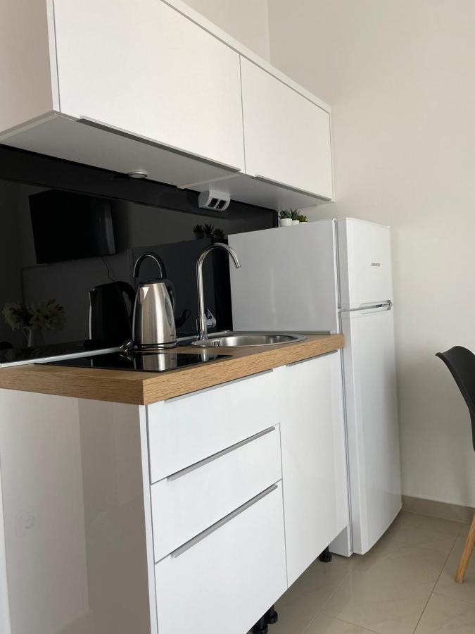 Apartmani Lozic Башка-Вода Екстер'єр фото