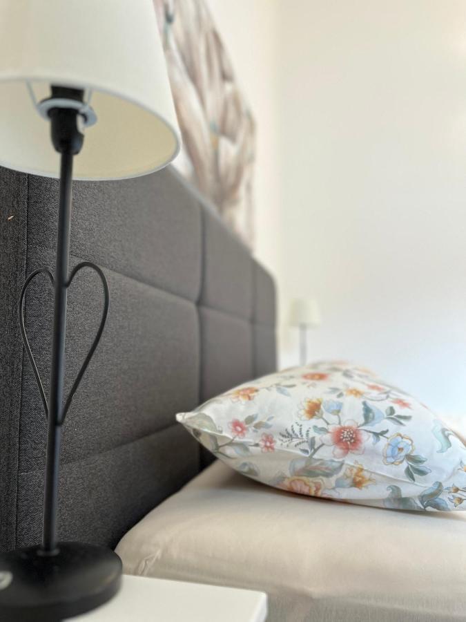 Apartmani Lozic Башка-Вода Екстер'єр фото