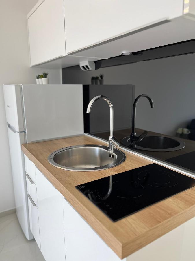 Apartmani Lozic Башка-Вода Екстер'єр фото